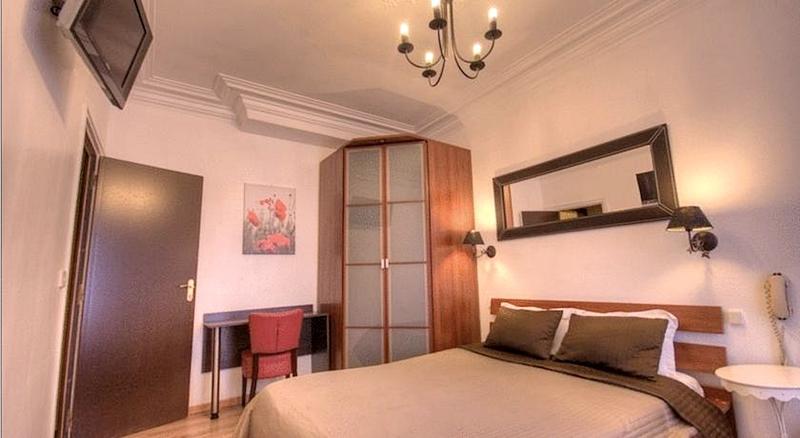 Le Twelve 3*