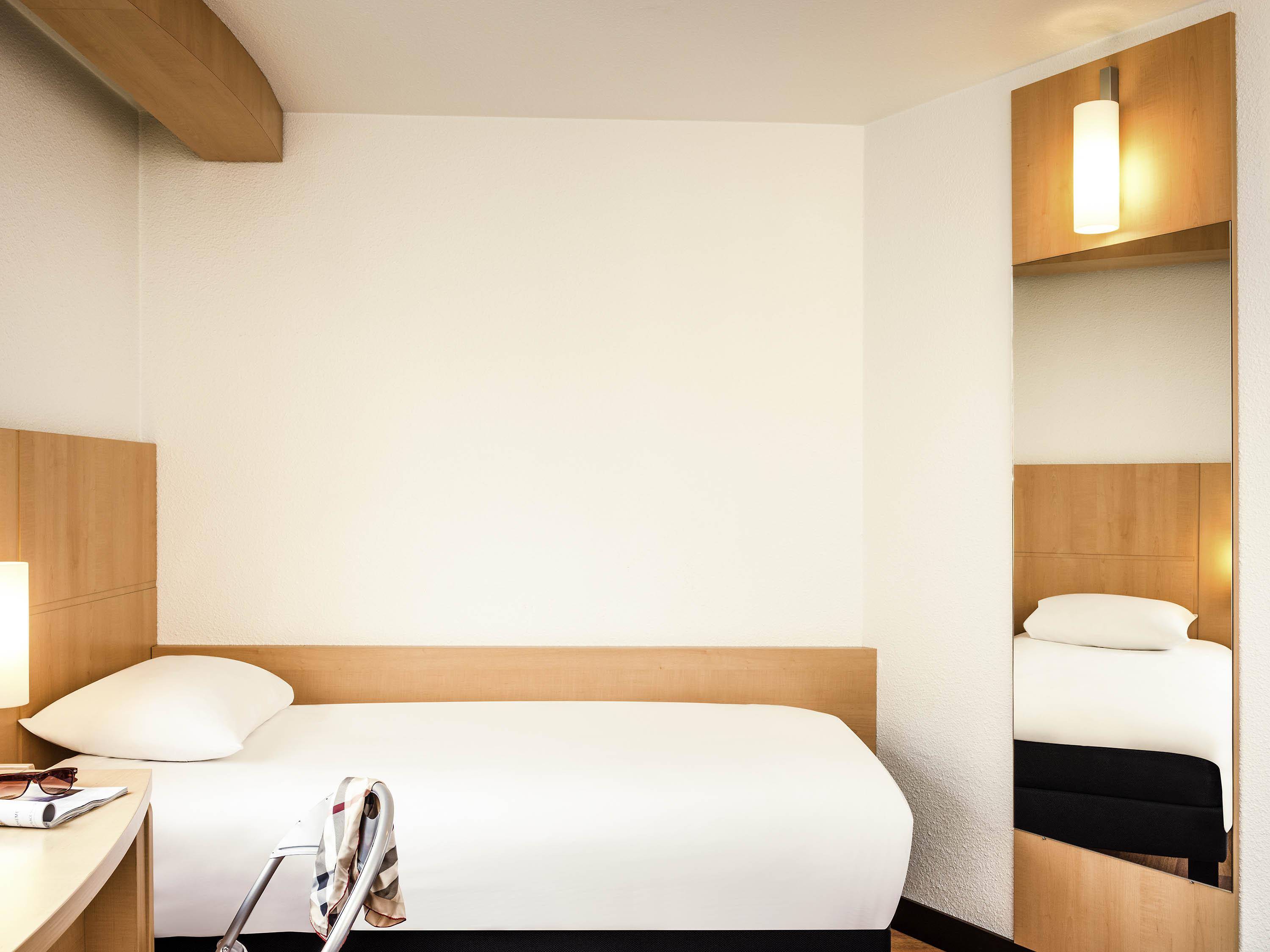 Ibis 17 Clichy-batignolles 3*