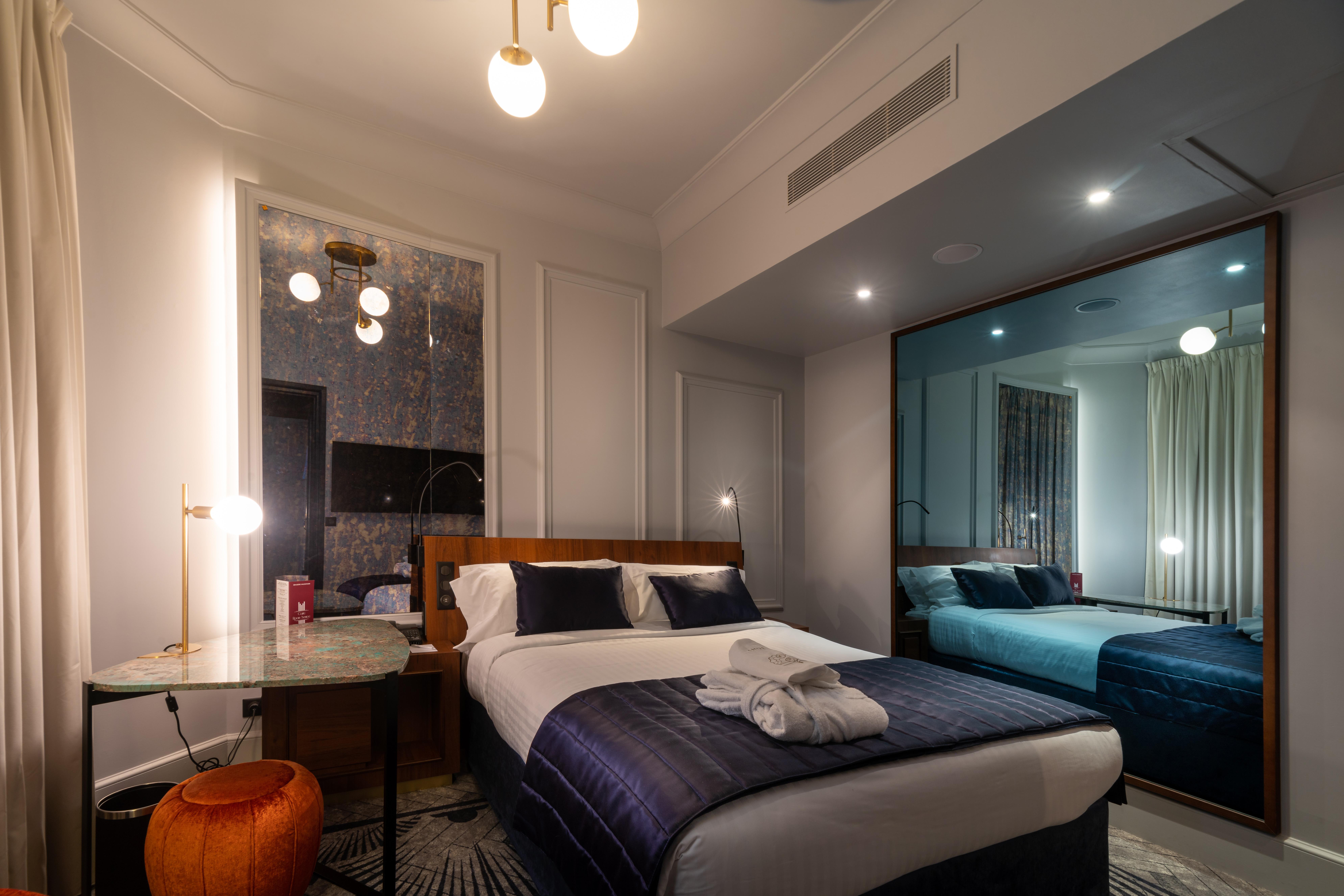 Hotel Millennium Opera 4*