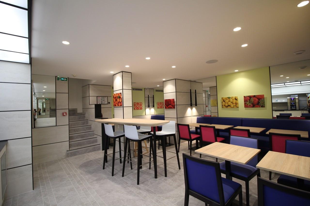 Charing Cross 3*