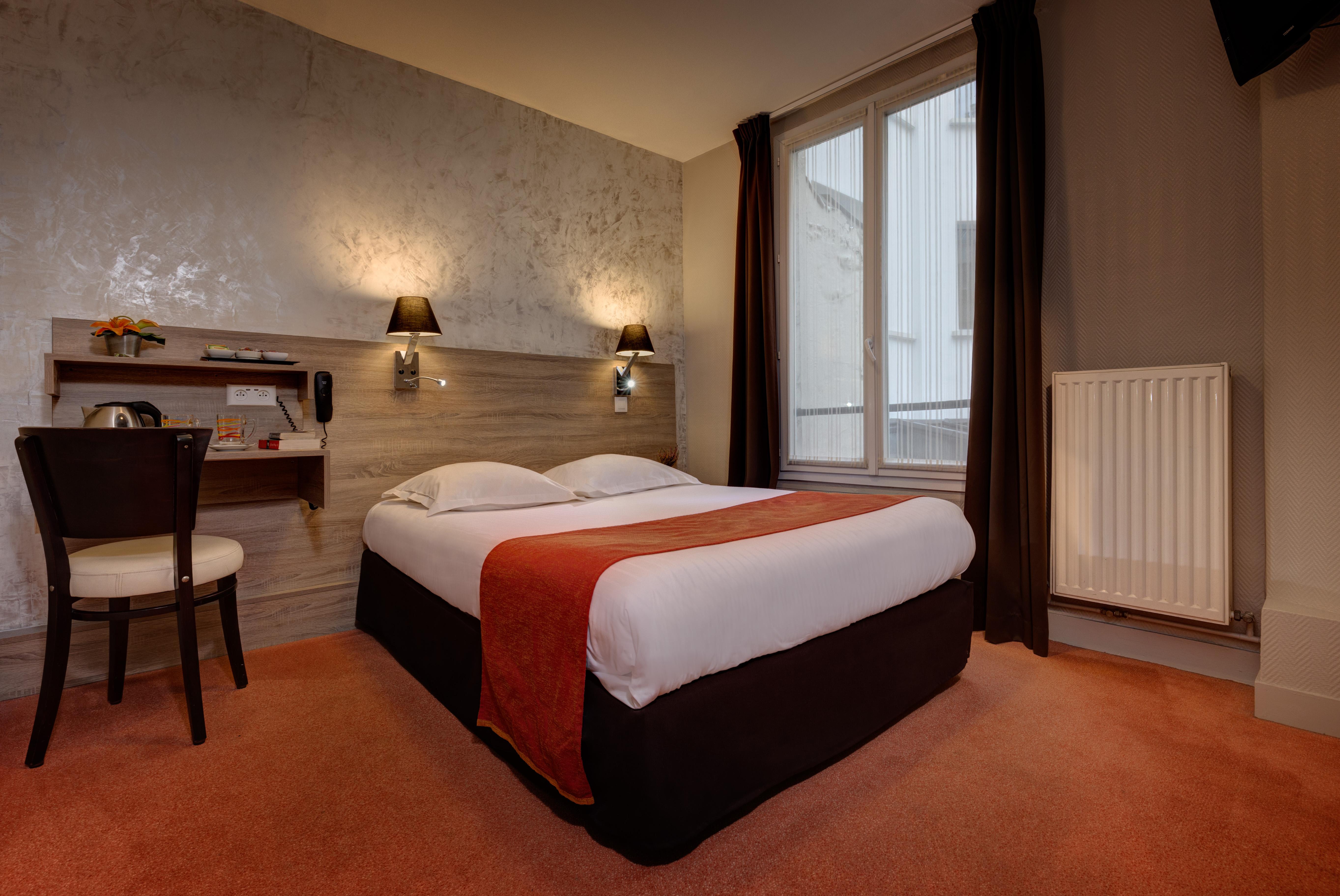 Léna Hotel
