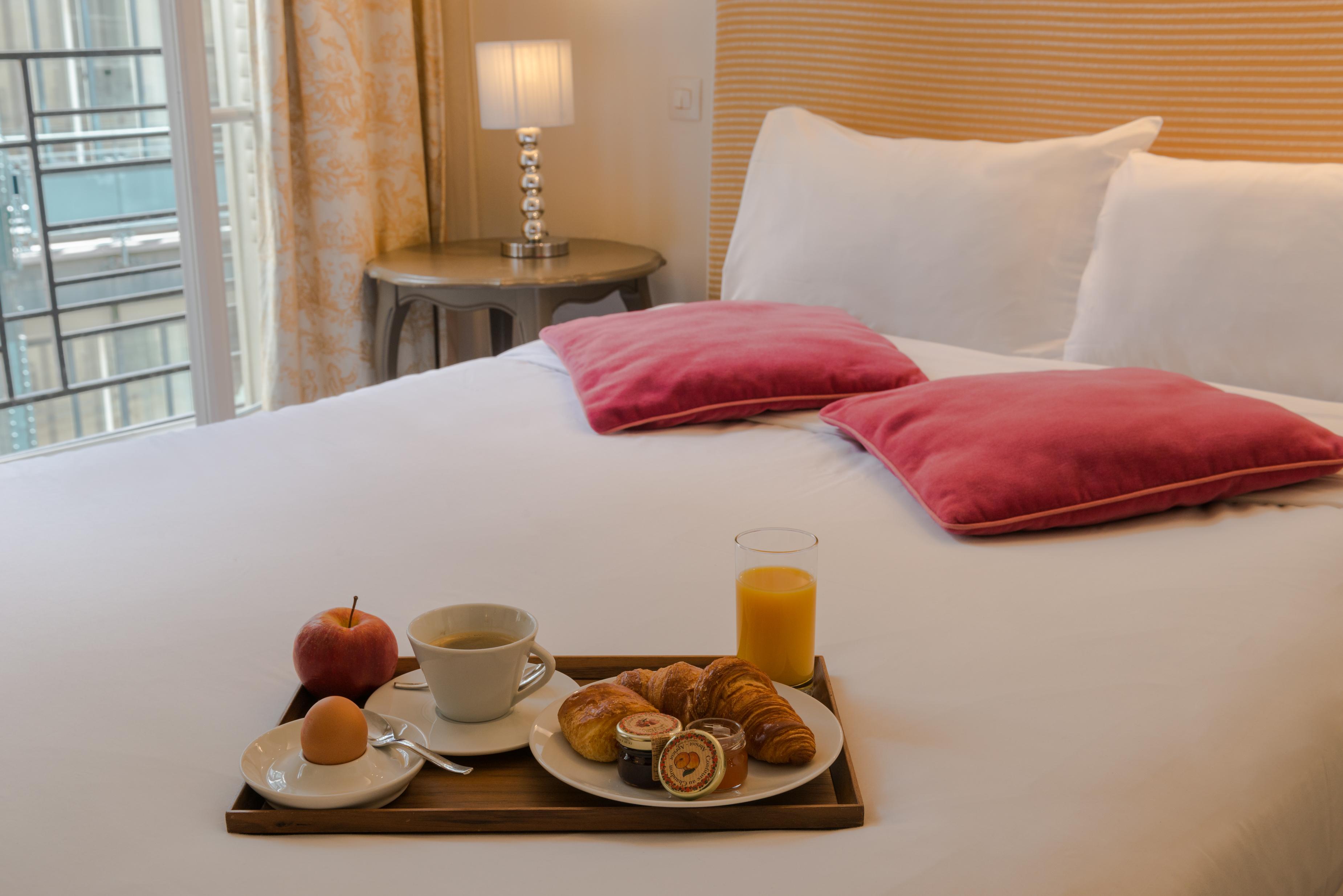 Gaillon Opera Hotel