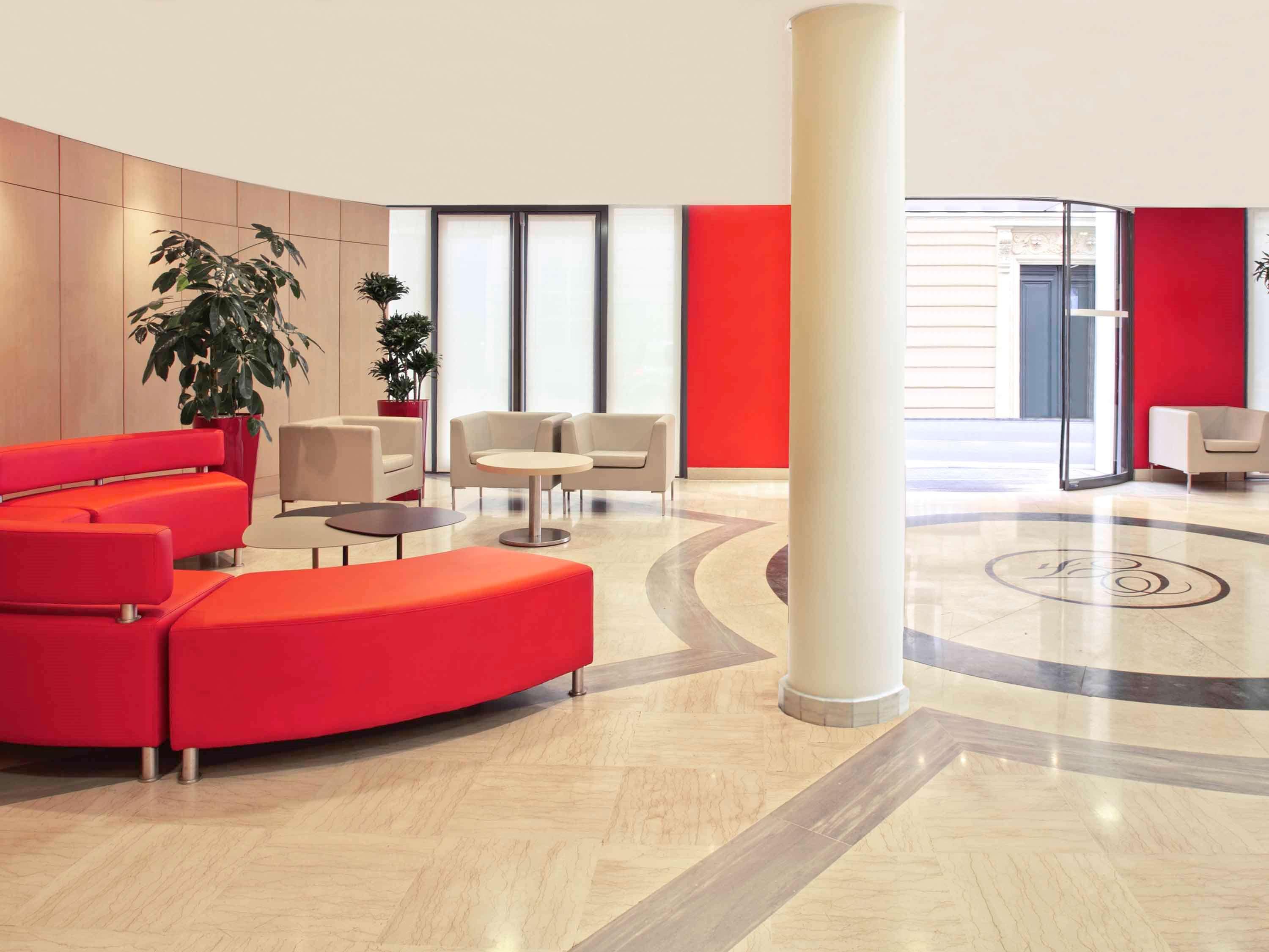 Ibis Opera La Fayette 3*