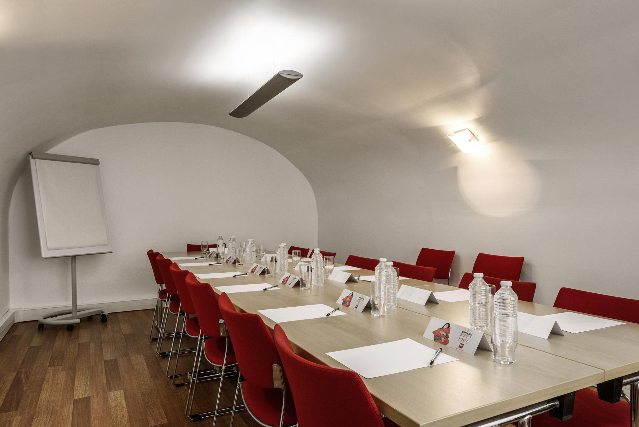 Ibis Opera La Fayette 3*