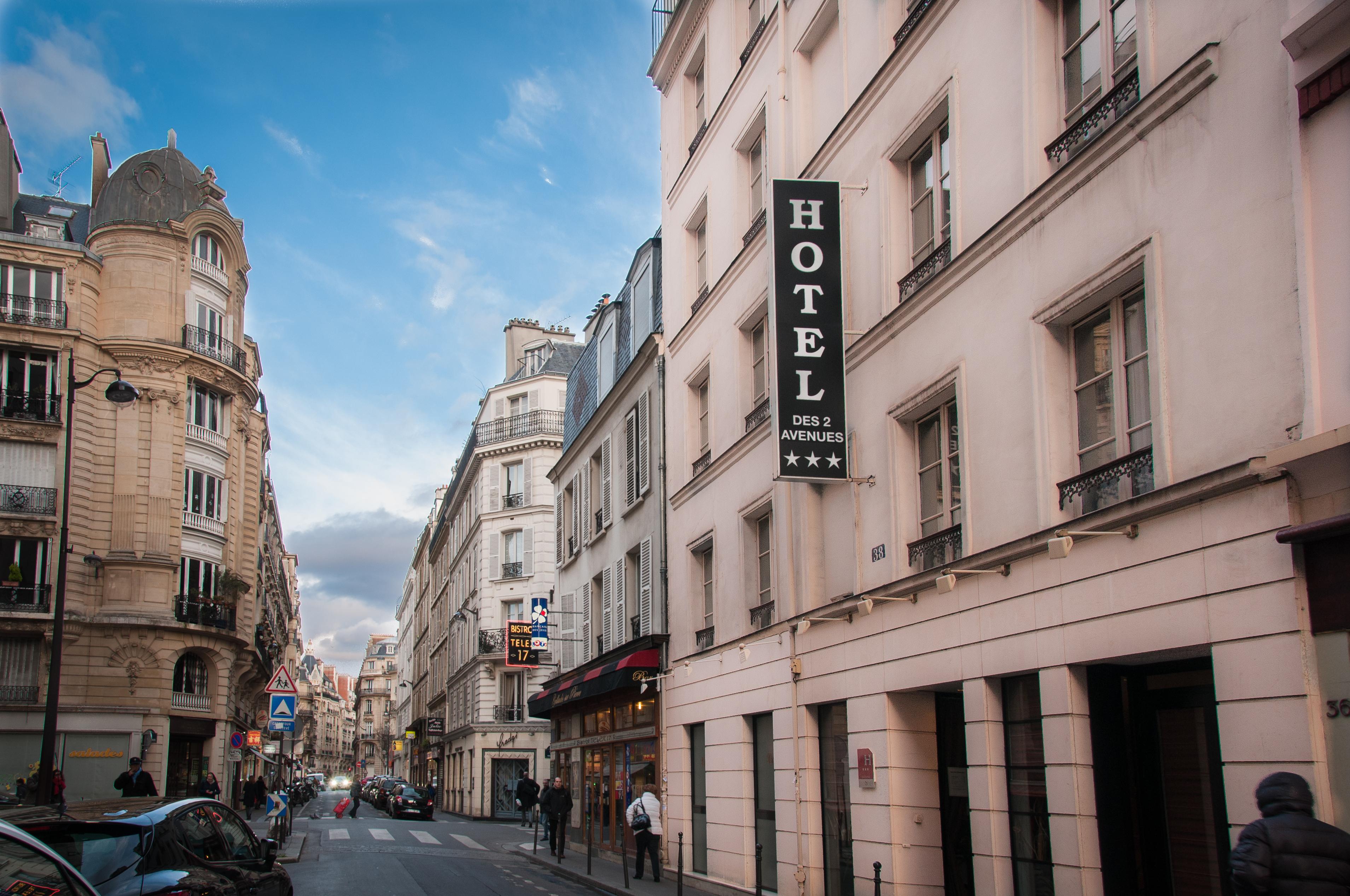 Des Deux Avenues Hotel 3*
