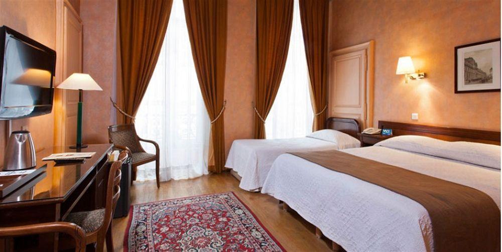 Hotel Du Palais Bourbon 3*