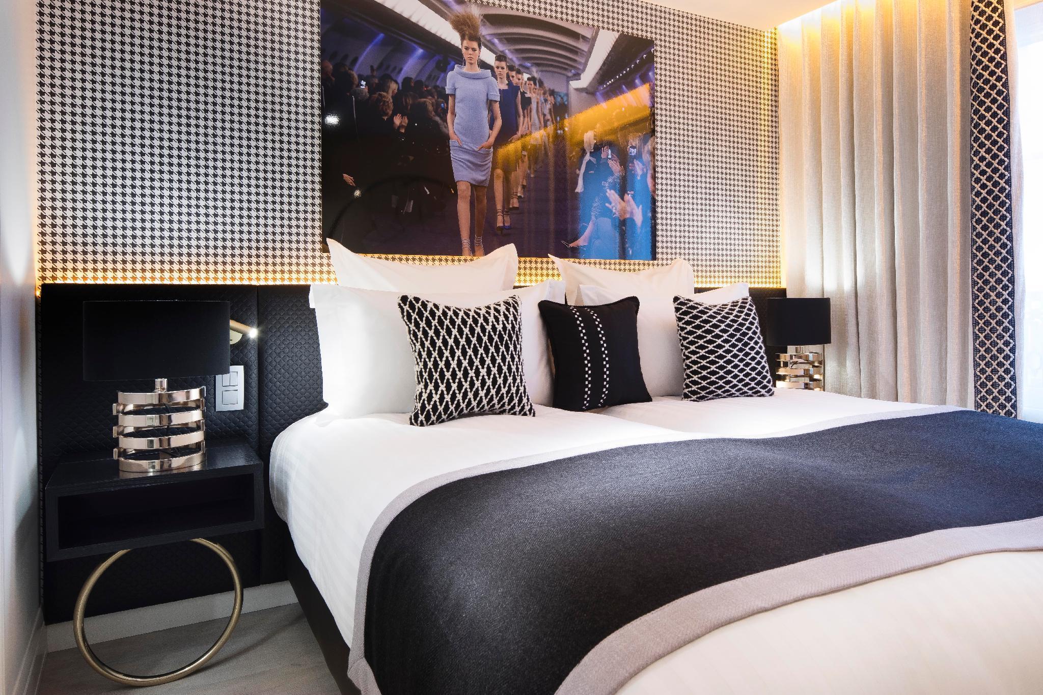 Dress Code Hotel