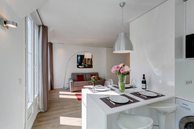 Apartment Champs Elysees *