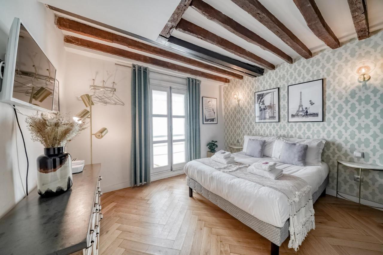 Appartamento Ultra Historical Parisian Flat - Louvre Parigi