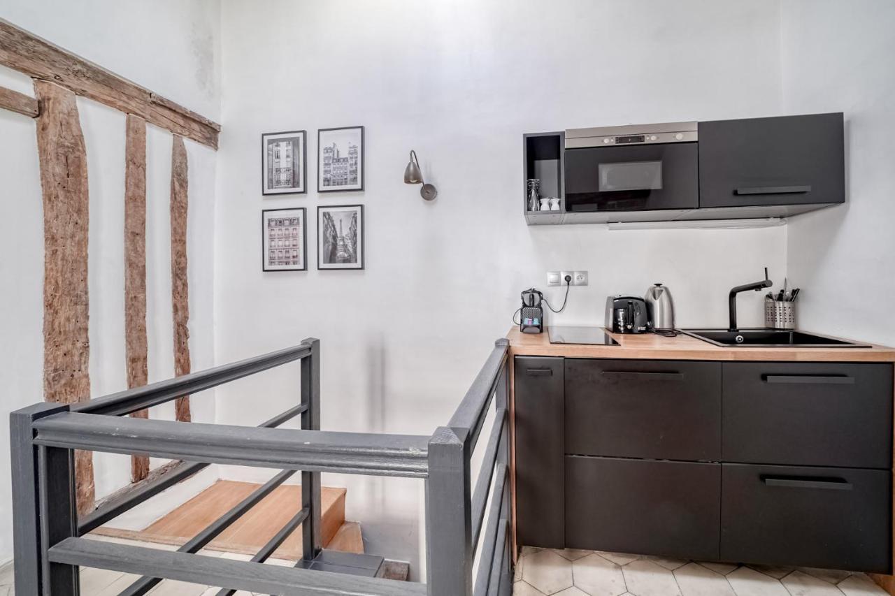 Ultra Historical Parisian Flat - Louvre Parigi