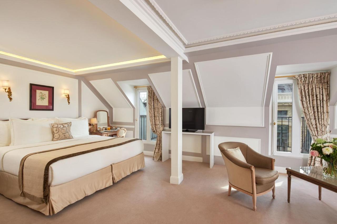 Regina Louvre Hotel 5*