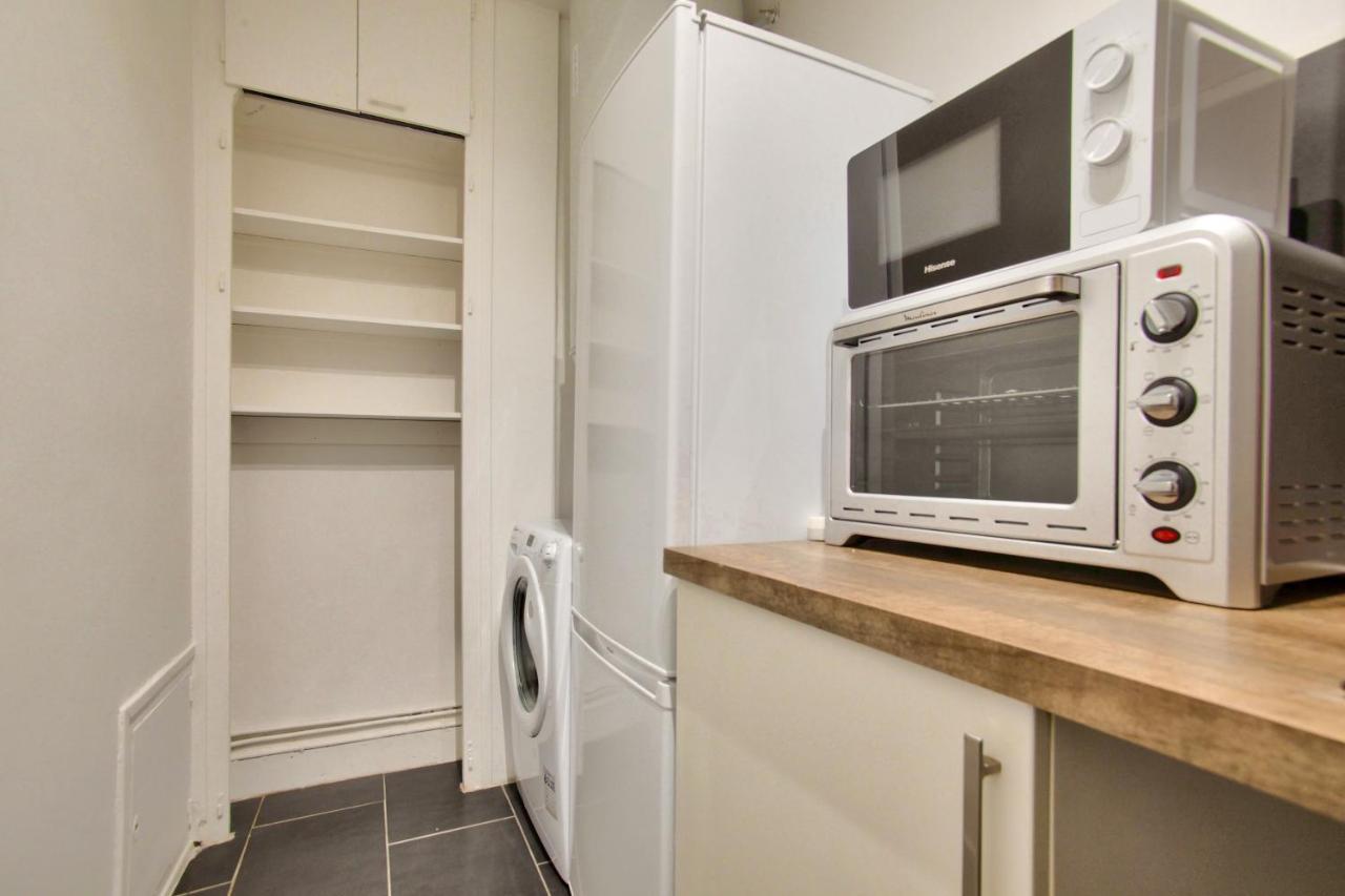 Luxurious 1 Bedroom Notre Dame De Monge Free Netflix