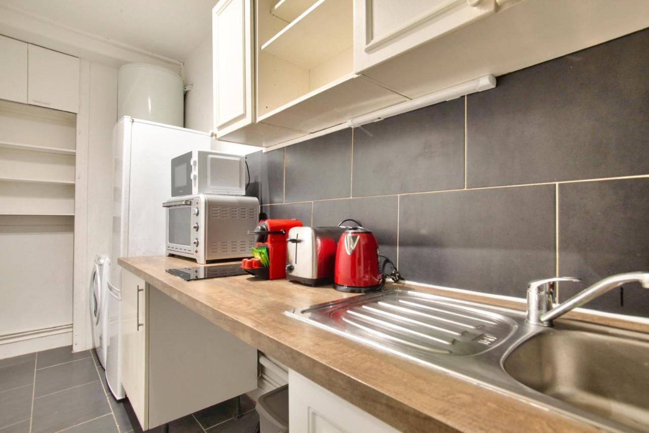 Luxurious 1 Bedroom Notre Dame De Monge Free Netflix *