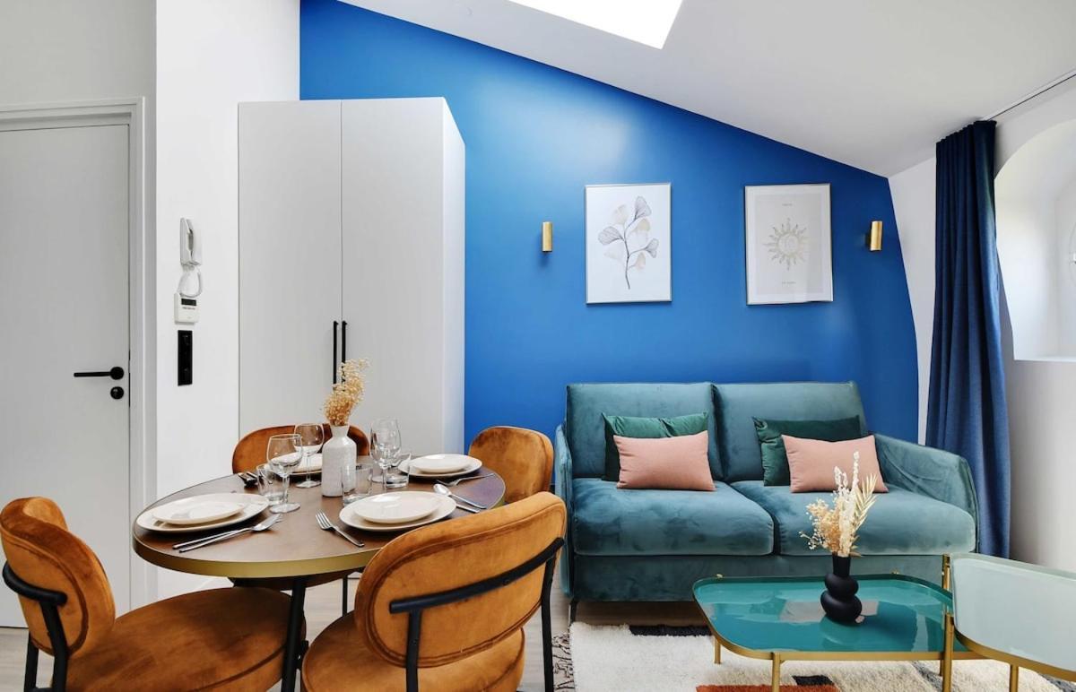 Cmg Voltaire Nation Apartment