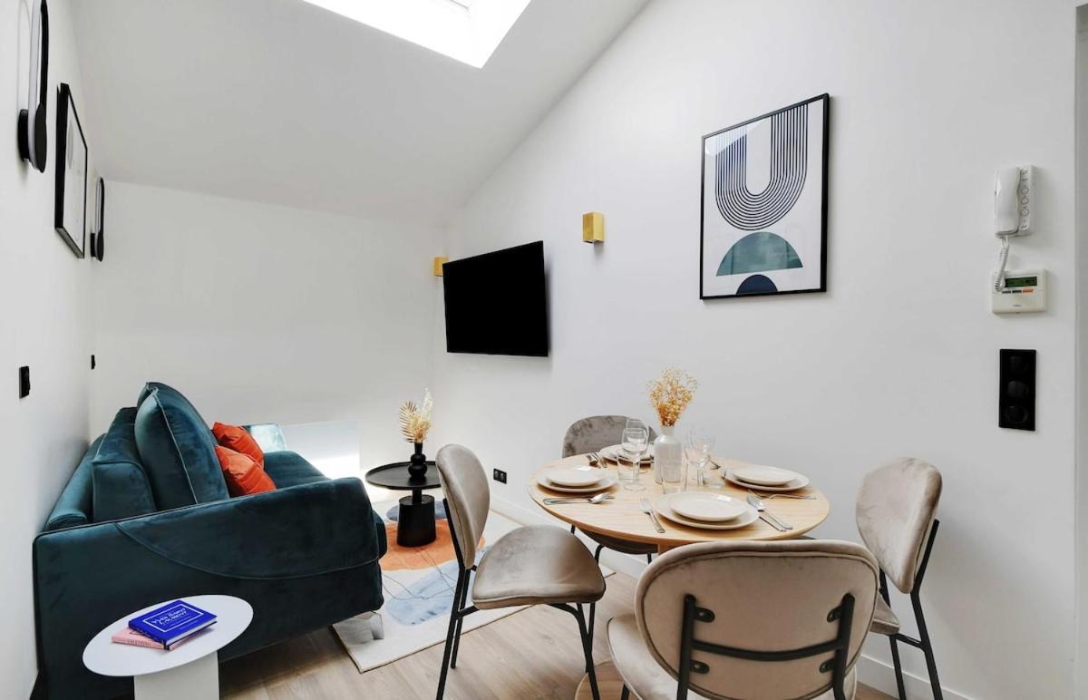 Cmg Voltaire Nation Apartment