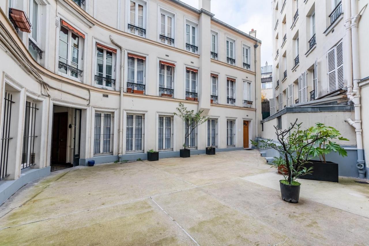 Triplex Magenta Quest Parigi