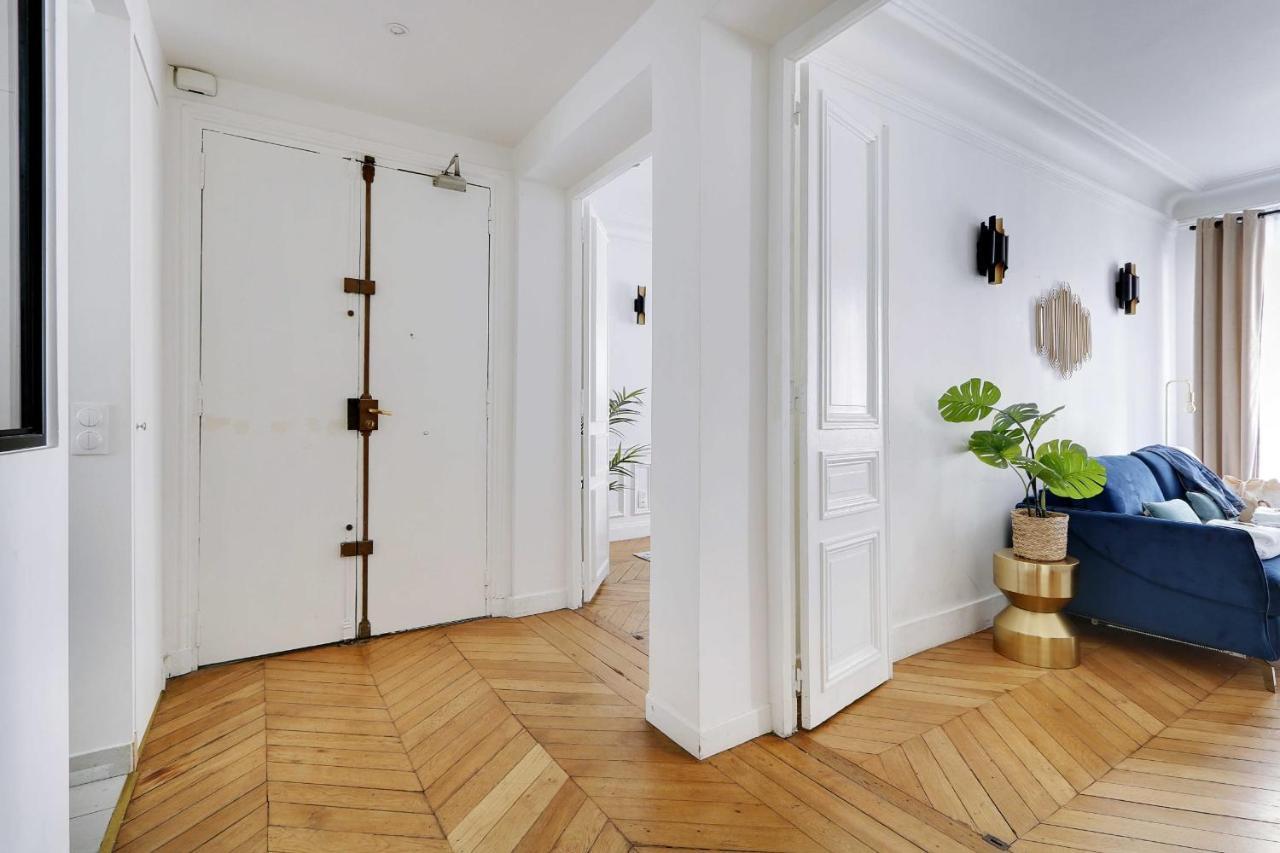 Classy - Arc De Triomphe Parigi