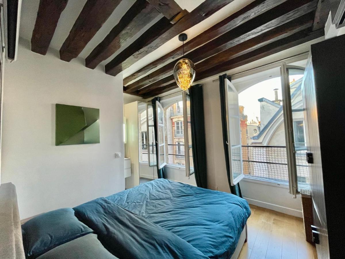Apartment Designer Tour Saint-jacques - 1br 4p Paris