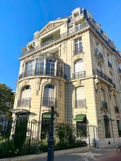 Studio Champs Elysees Appartamento