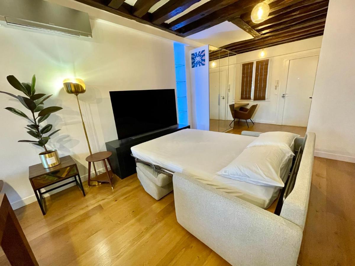 Apartment Designer Tour Saint-jacques - 1br 4p Paris