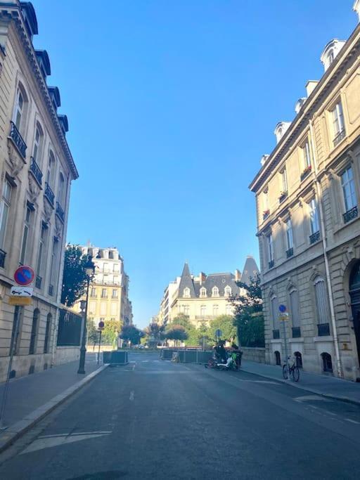 Studio Champs Elysees Parigi