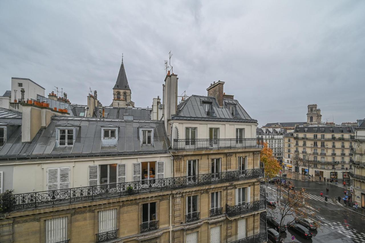 Appartamento Place In Saint Germain Des Près Parigi