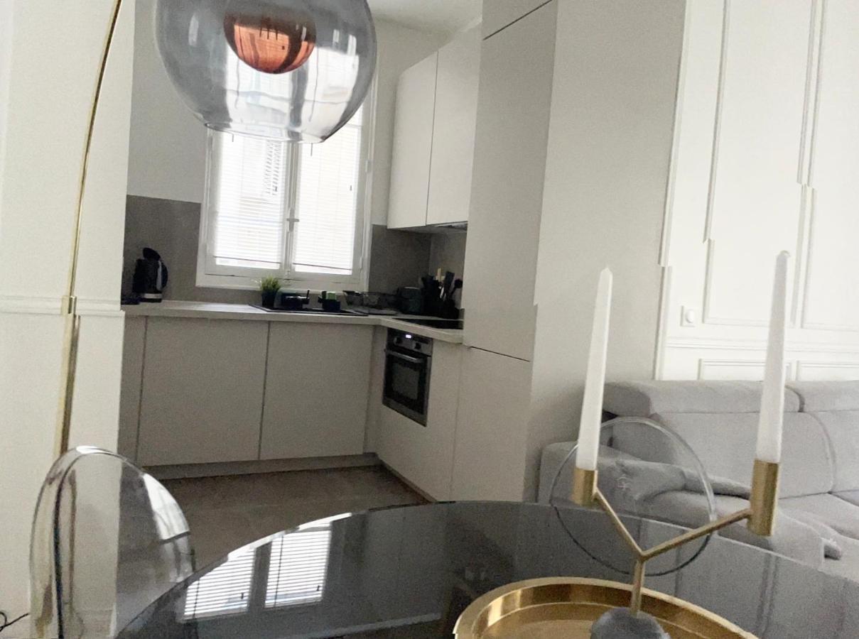 Prestige A Luxe, Calme Et Proche Tour Eiffel Et Champs-elysees *