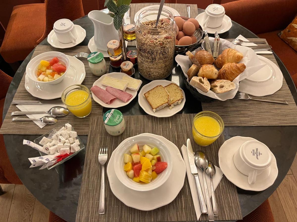 Hotel Les Tournelles 3*