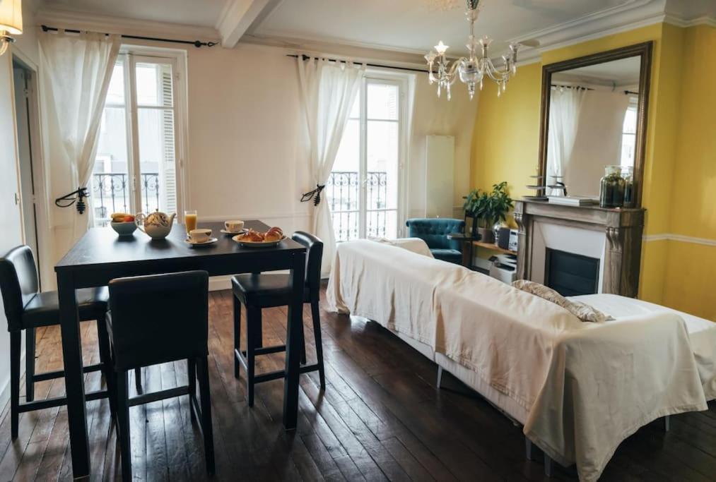 Eiffel Tower View - Republique 4 People 2 Bedrooms