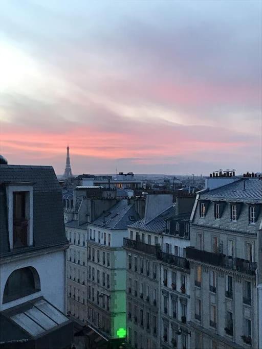 Appartamento Eiffel Tower View - Republique 4 People 2 Bedrooms