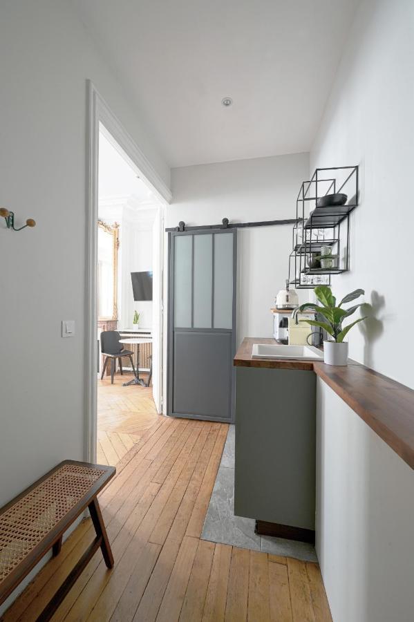 Studio Quartier Champs Elysees 1 Appartamento