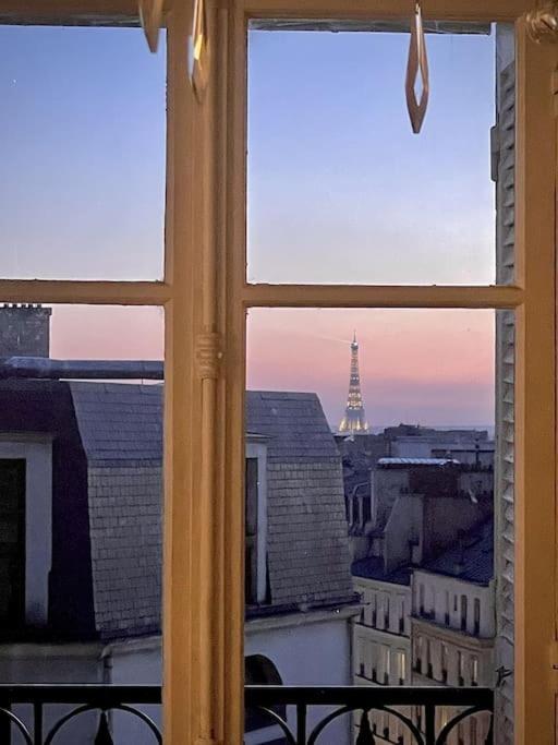 Appartamento Eiffel Tower View - Republique 4 People 2 Bedrooms