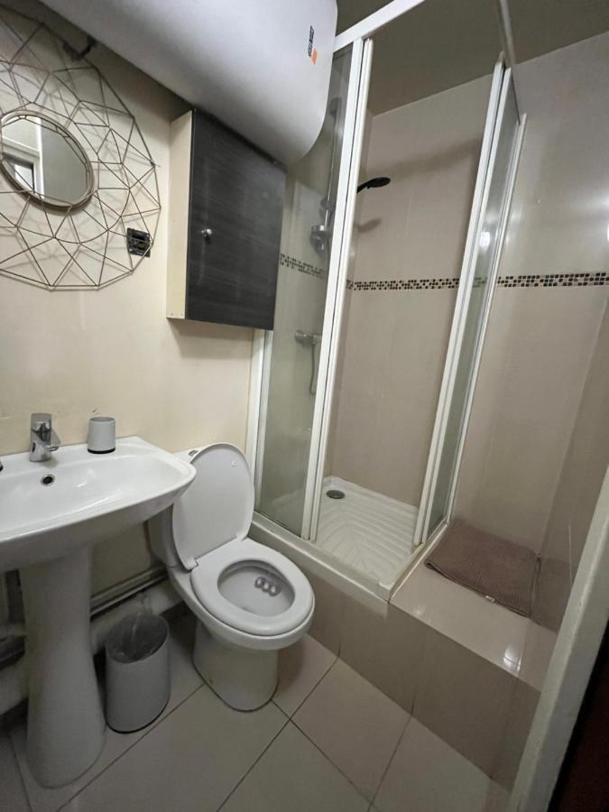 Tour Eiffel Montparnasse Apartment *