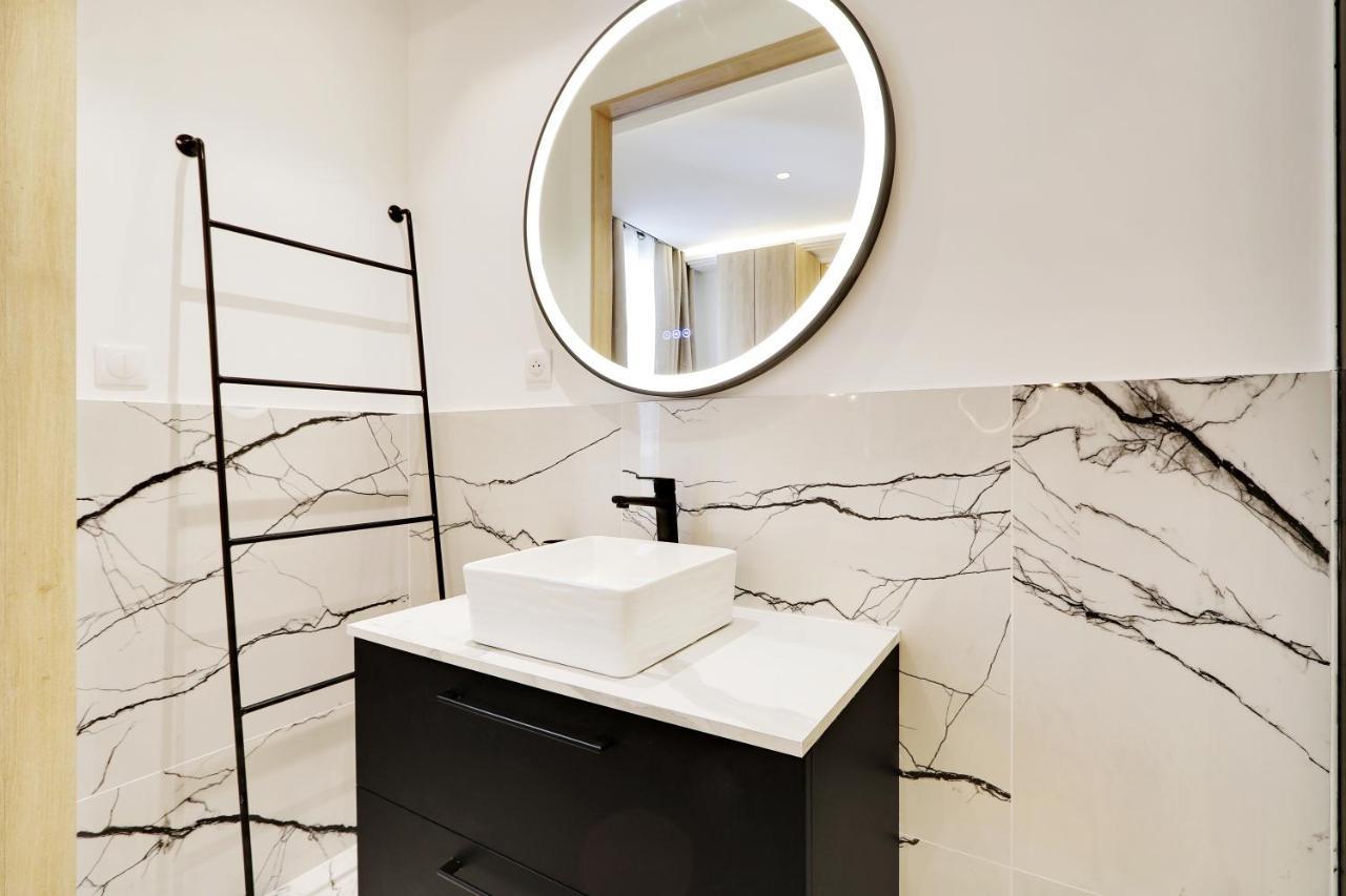 Appartamento Off Majesti Upper Marais Apartment- Rue Du Faubourg Saint-martin *