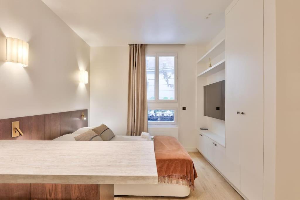 Sublime Refait A Neuf Appartamento Parigi