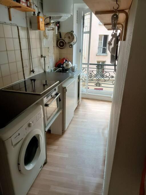 Apartment Chez Mathieu, Proche Du Centre De Paris