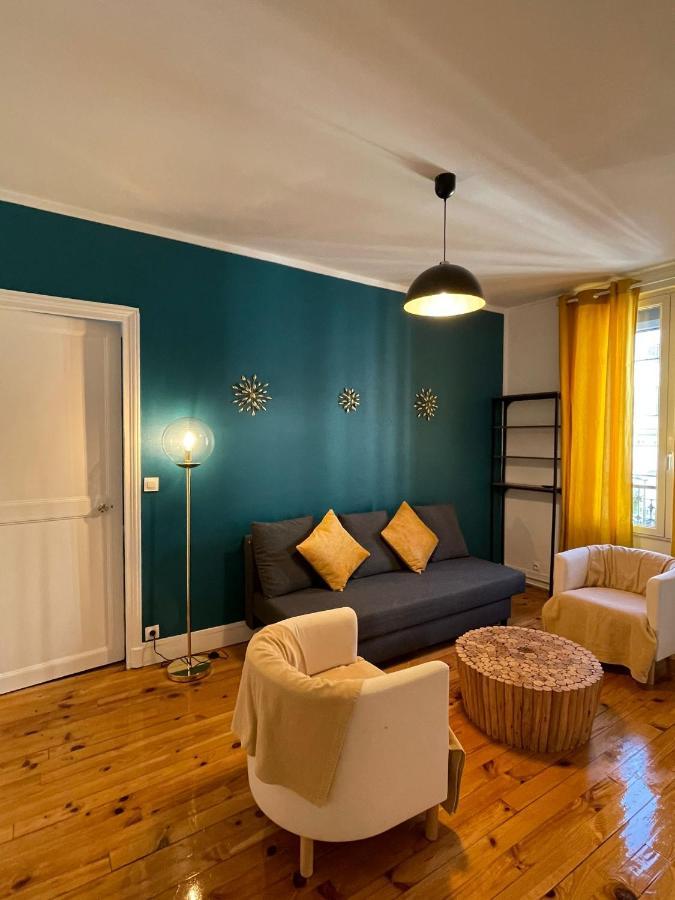 Eiffel Flats Apartment Paris