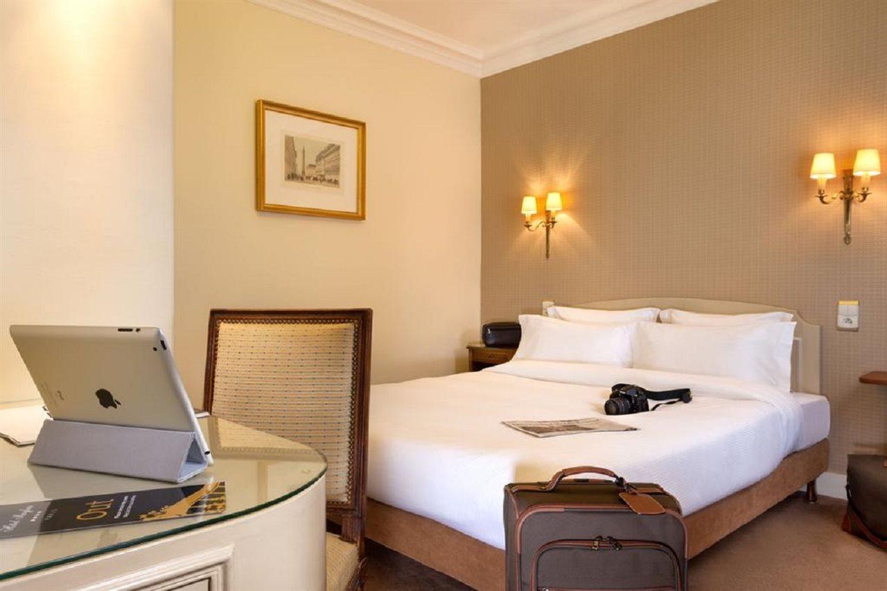 Mayfair Paris