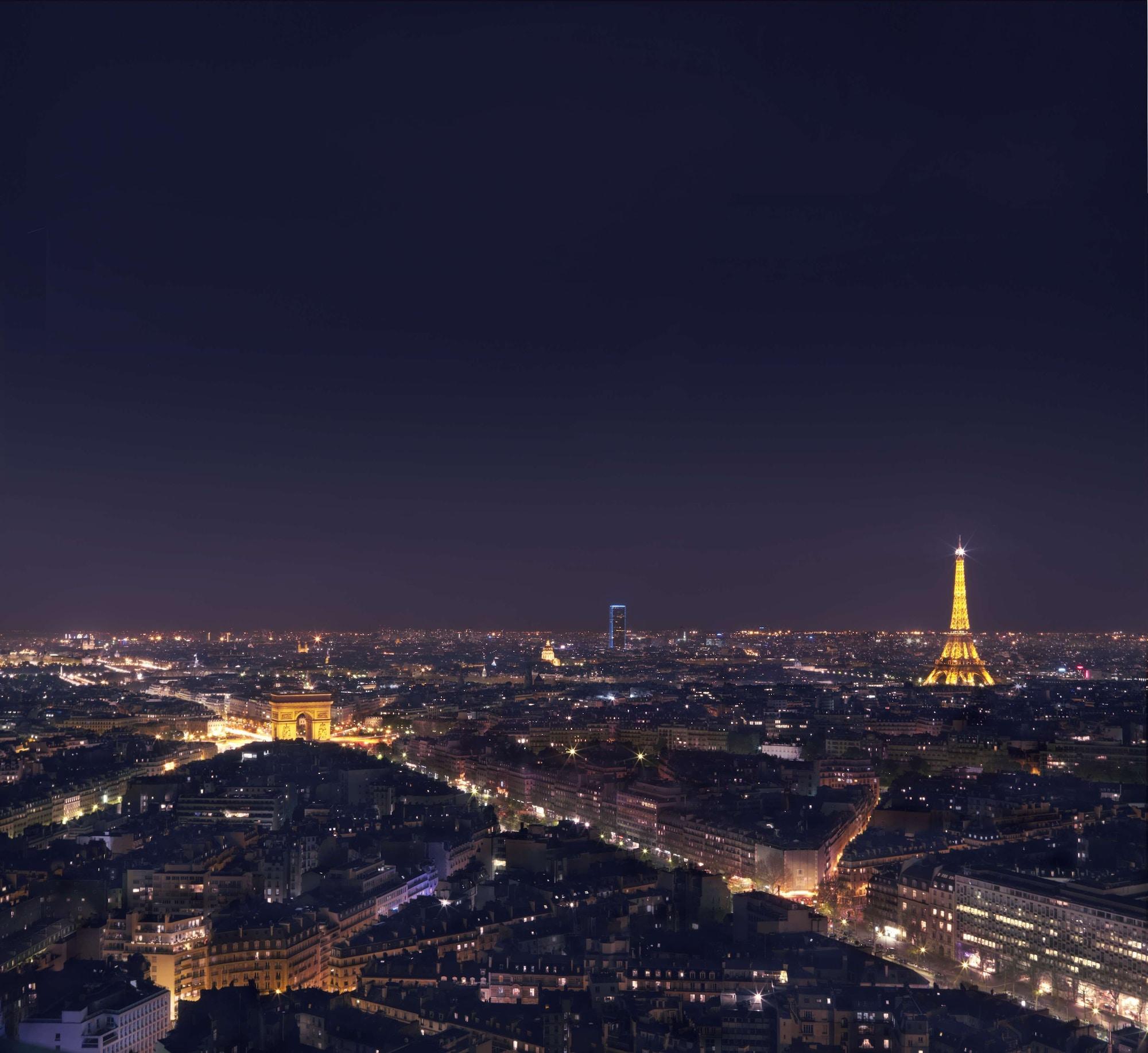 Hyatt Regency Etoile Hotel 4*
