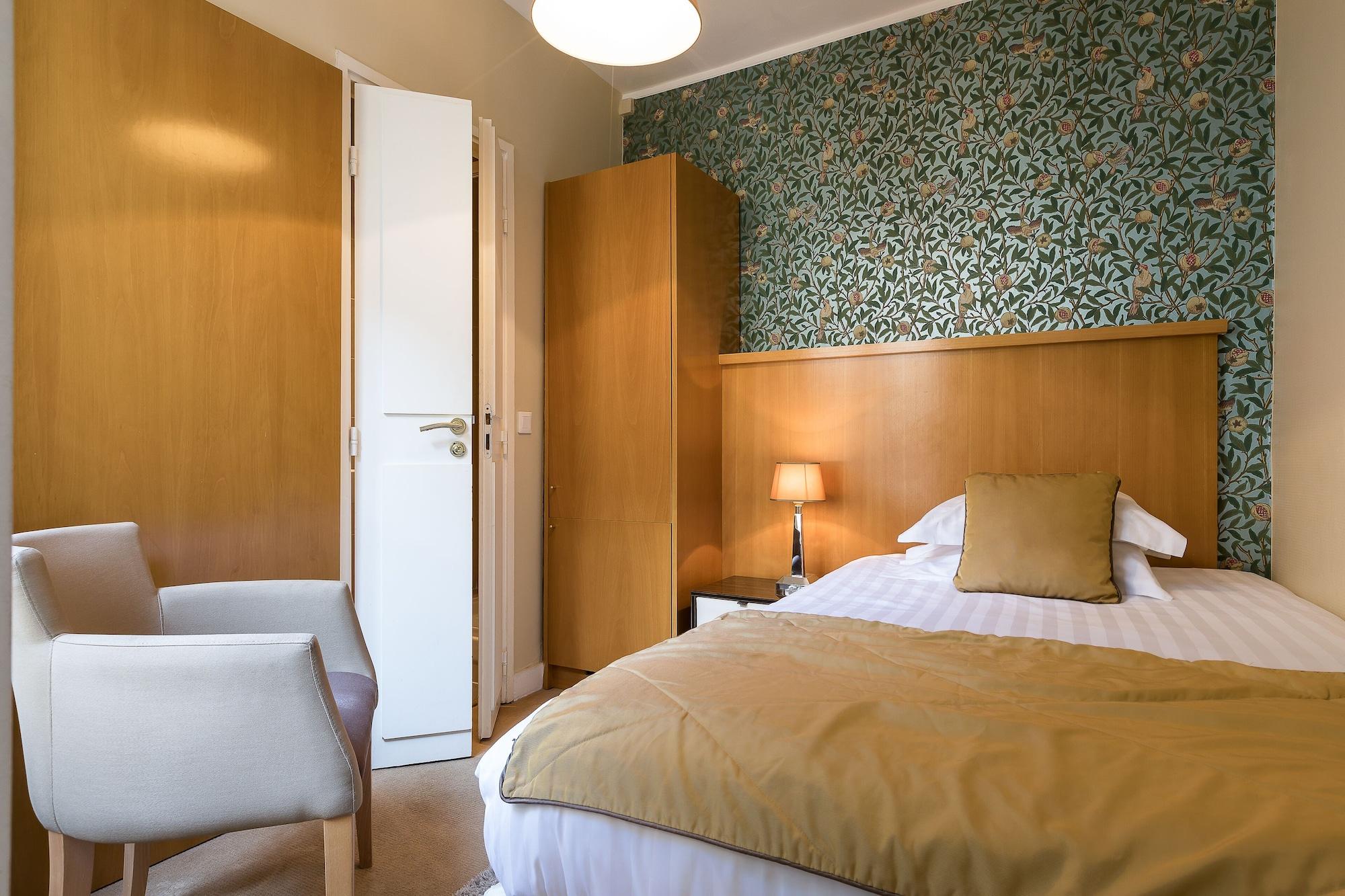 Boronali Hotel