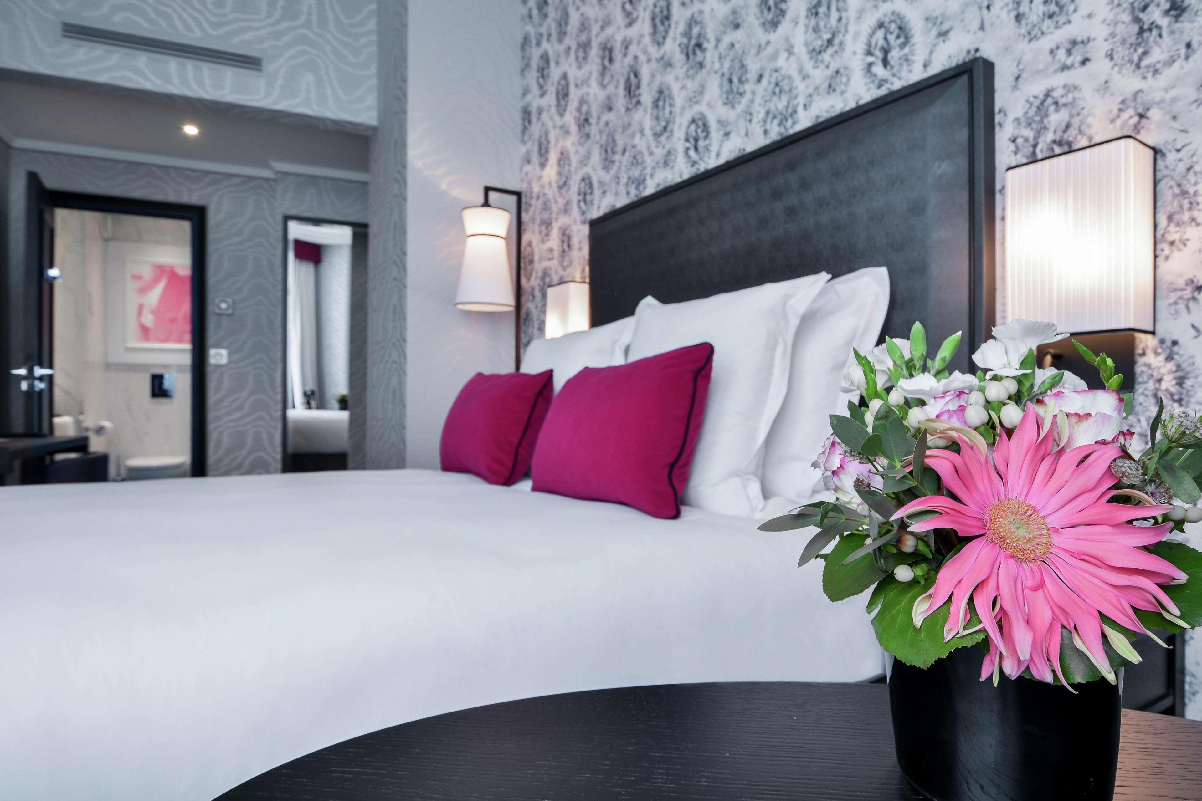 Hotel Maison Astor Paris, Curio Collection By Hilton 4*