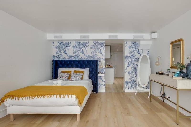 Modern French Studio Charm In The City