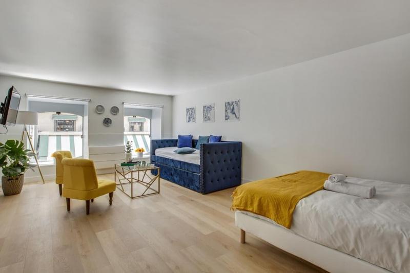 Modern French Studio Charm In The City Appartamento Parigi