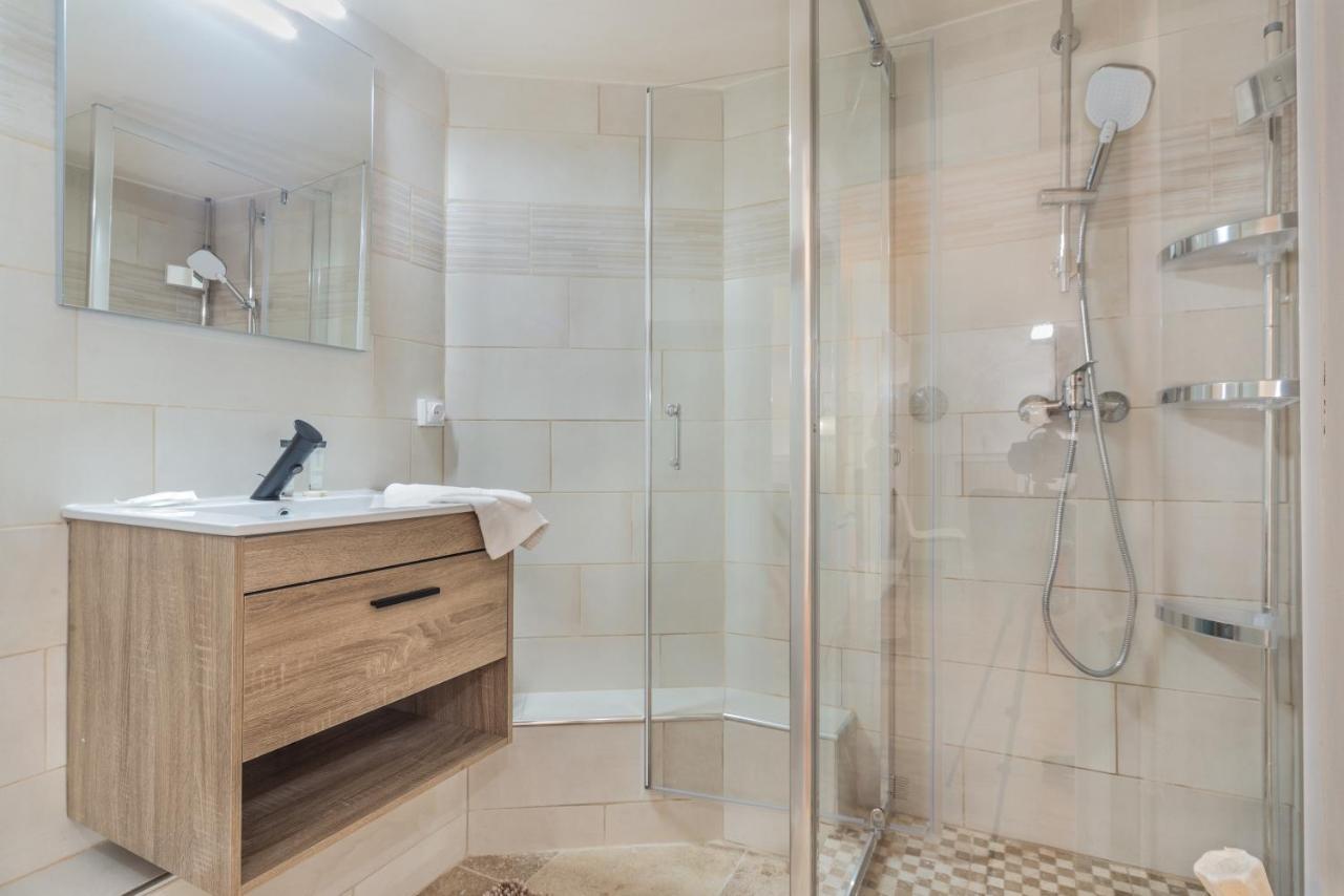 Artois Champs-elysees With Ac Apartment Paris