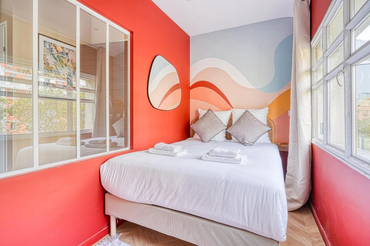 Apartment Proche Parc Monceau / Pereire *