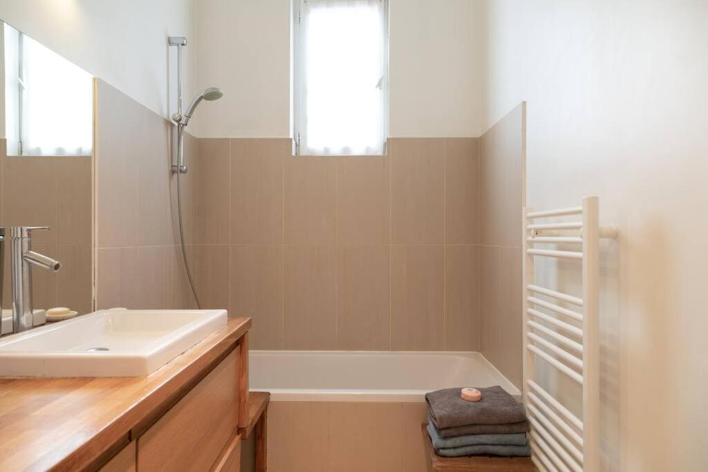 Town House, With Garden And Parking * Parigi