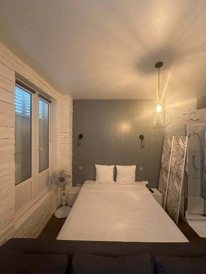 Super Location Meets Charming Studio -ecole Militaries Champ De Mars - 7th Arrondisment Appartamento *