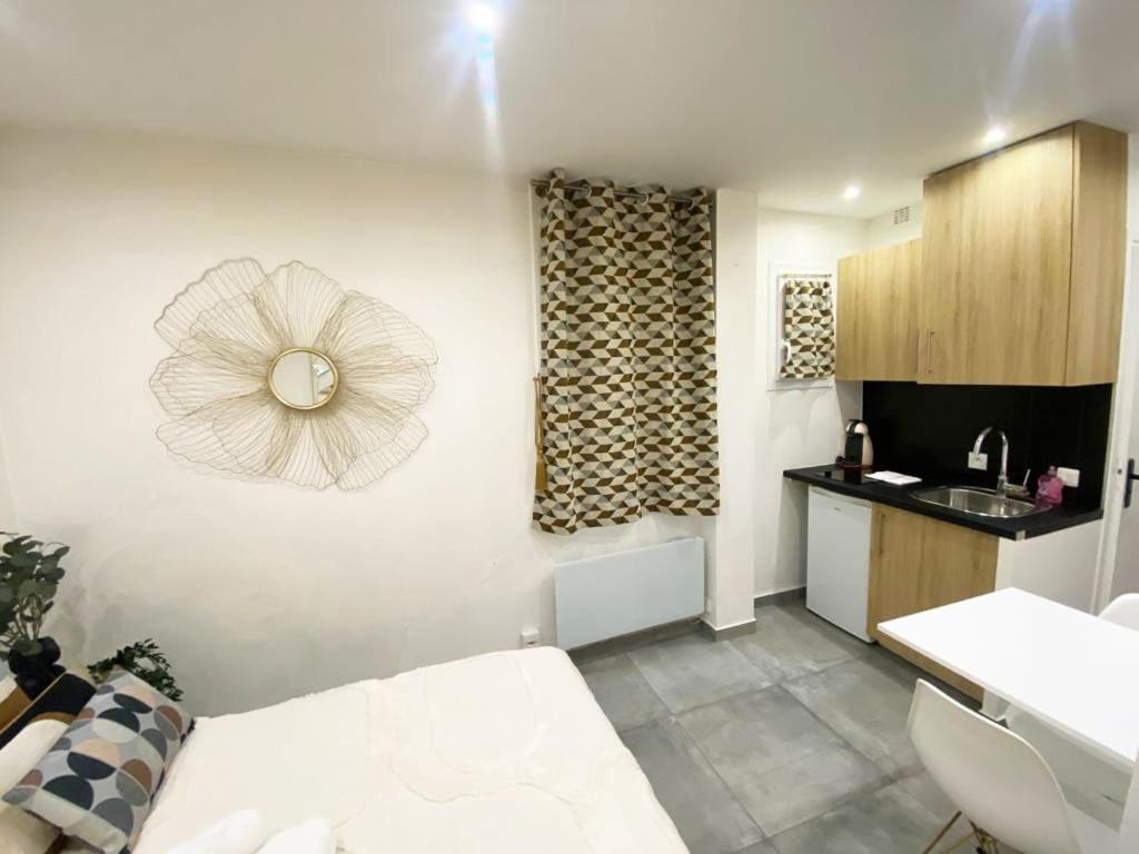 Studio Lumineux Et Bien Equipe A 15 - 2p - Flat-guest * Parigi