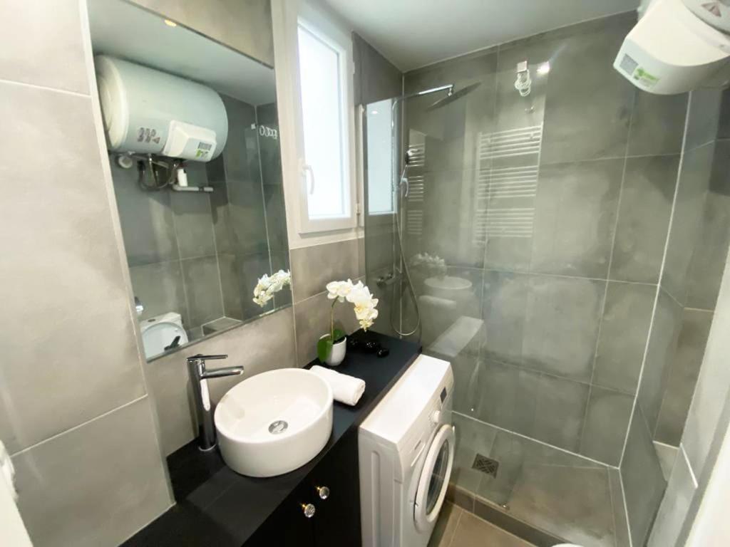 Studio Lumineux Et Bien Equipe A 15 - 2p - Flat-guest Appartamento *