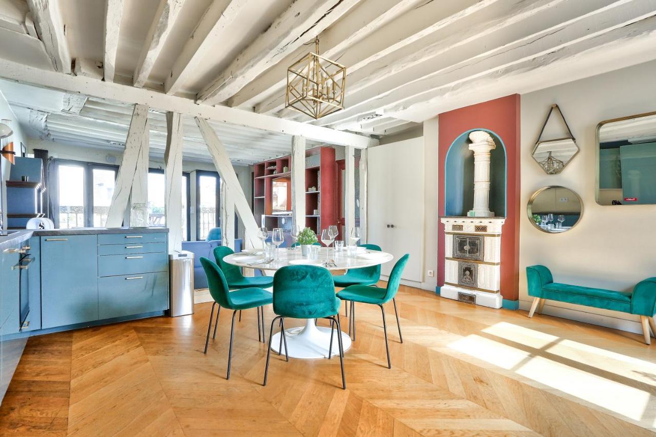 Le Marais Superb Terrace Free Netflix Parigi